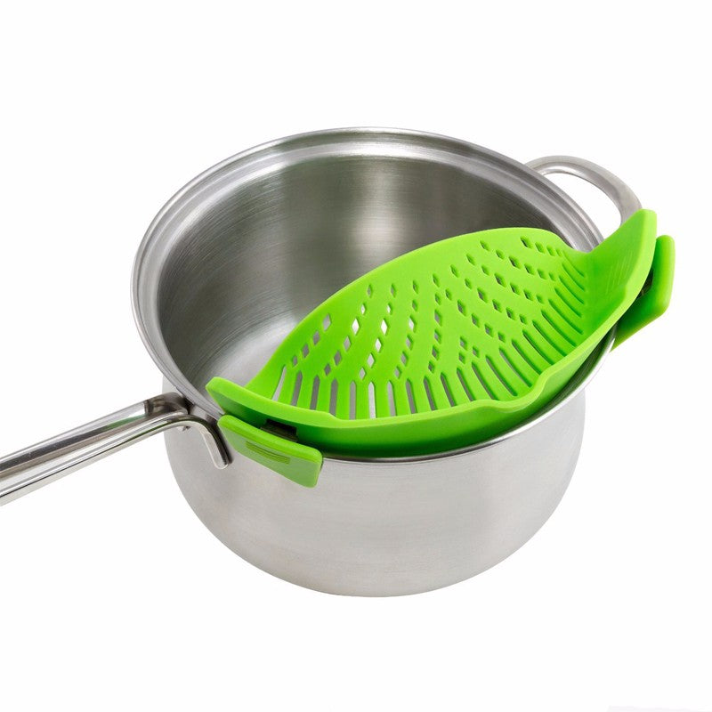 Silicone Clip-On Pot Strainer - Red – Richard's Kitchen Store